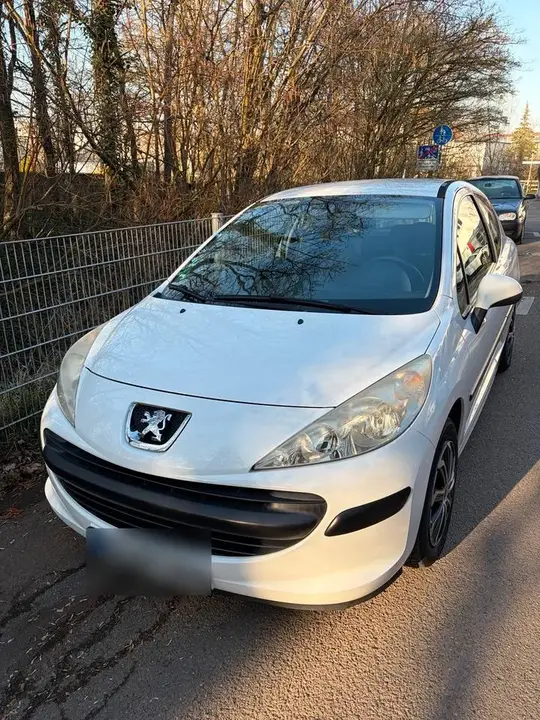 Peugeot 207