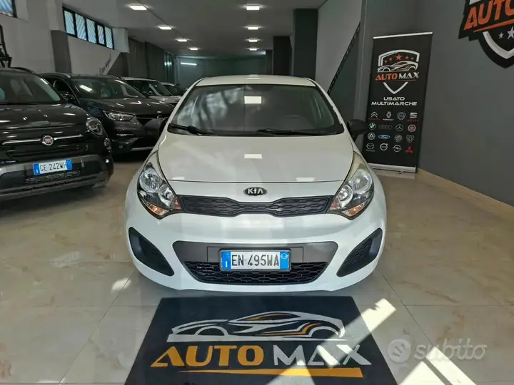 Kia Rio 2012 photo 2