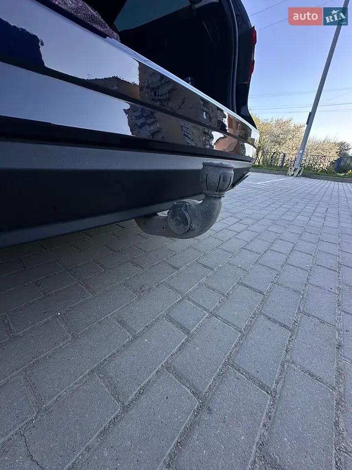 Mercedes-Benz E-Class 2010 photo 5