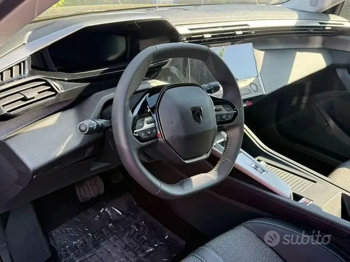 Peugeot 308 2025 photo 4