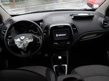 Renault Captur 2017 photo 2