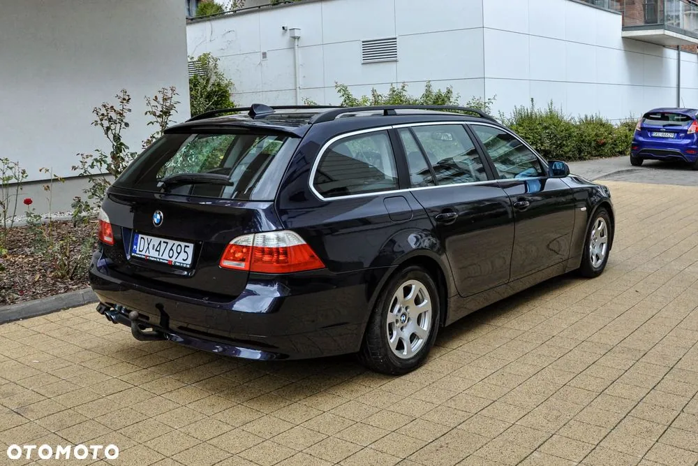 BMW Seria 5 2005 photo 4