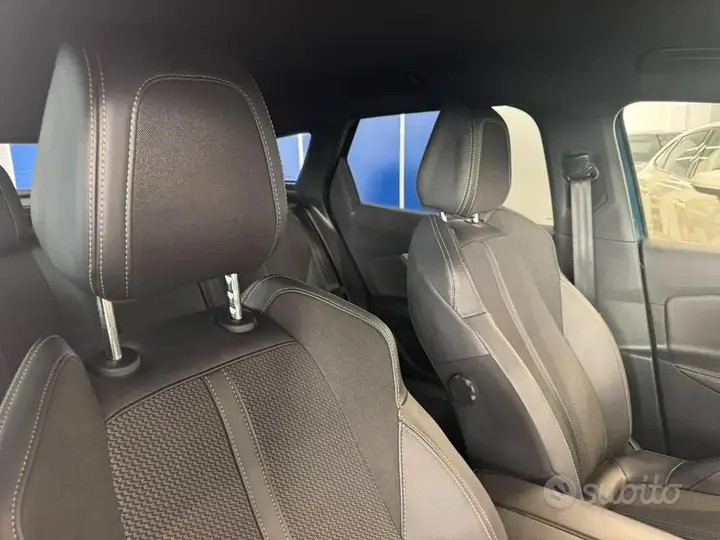 Peugeot 3008 2023 photo 3