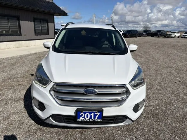 Ford Escape 2017 photo 2