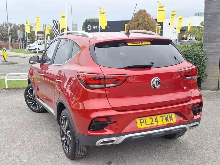 MG Mg Zs 2024 photo 2