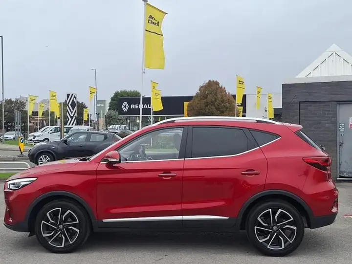 MG Mg Zs 2024 photo 4