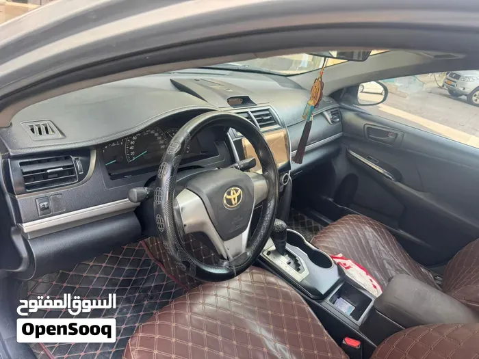 Toyota Camry 2013 photo 2