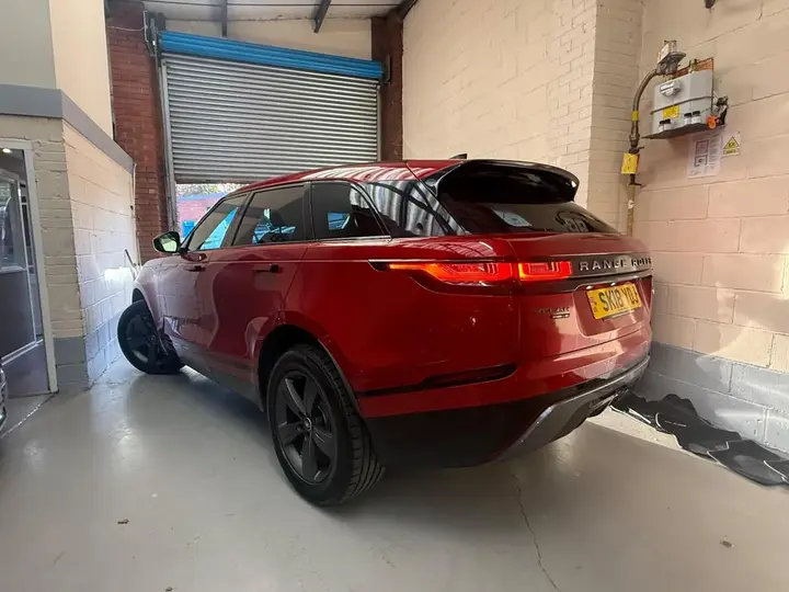 Land Rover Range Rover Velar 2018 photo 5