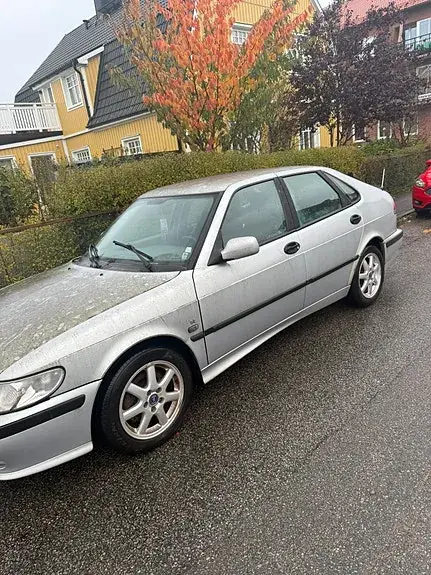Saab 9-3 2000 photo 2