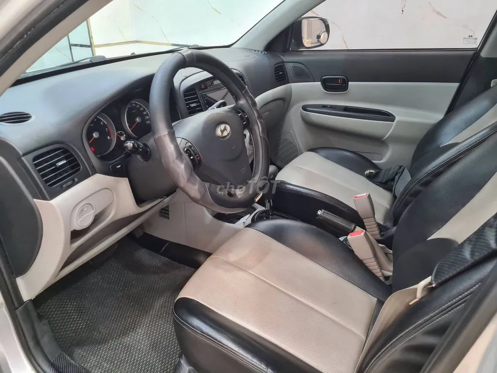 Hyundai Verna 2009 photo 3
