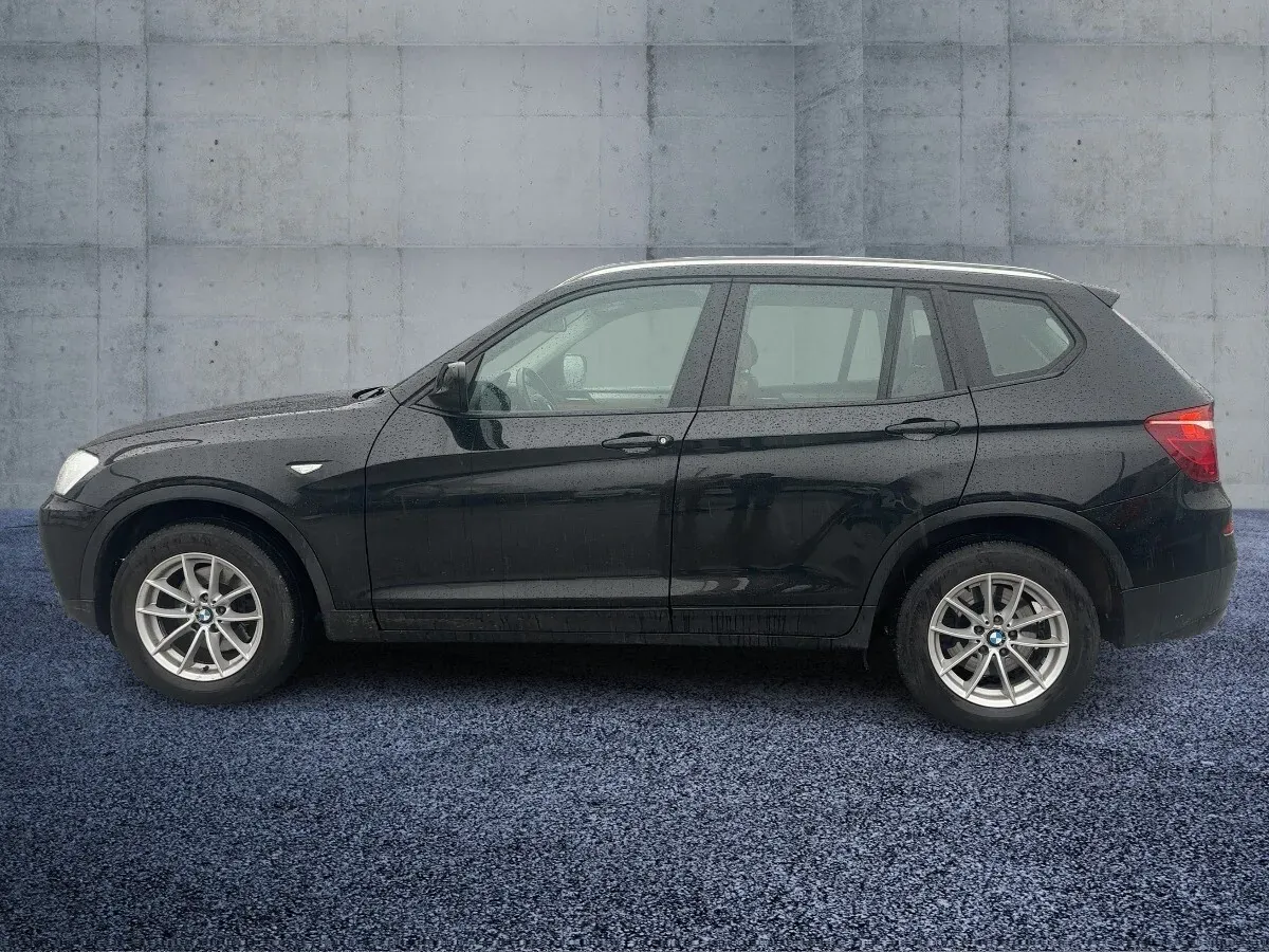 BMW X3 2012 photo 2