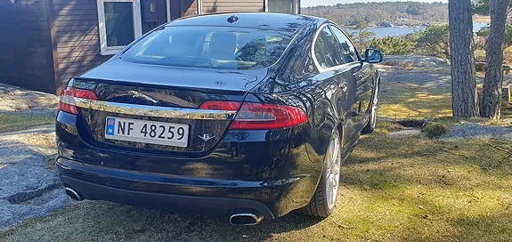 Jaguar Xf 2010 photo 5