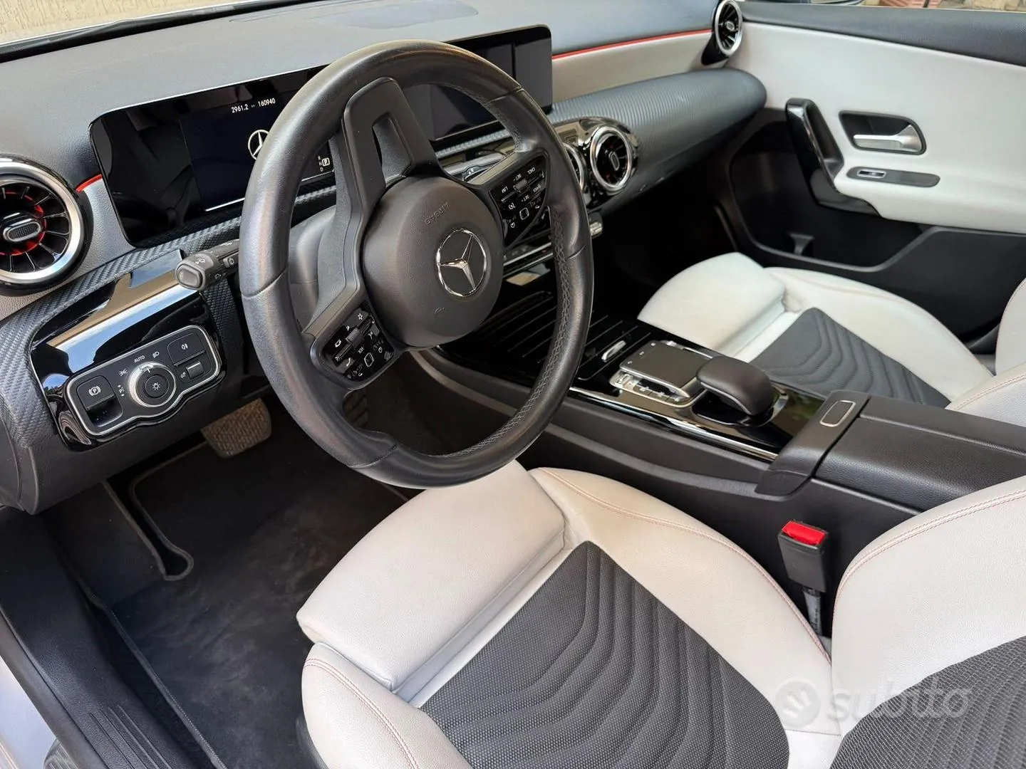 Mercedes-Benz A 180 2019 photo 3
