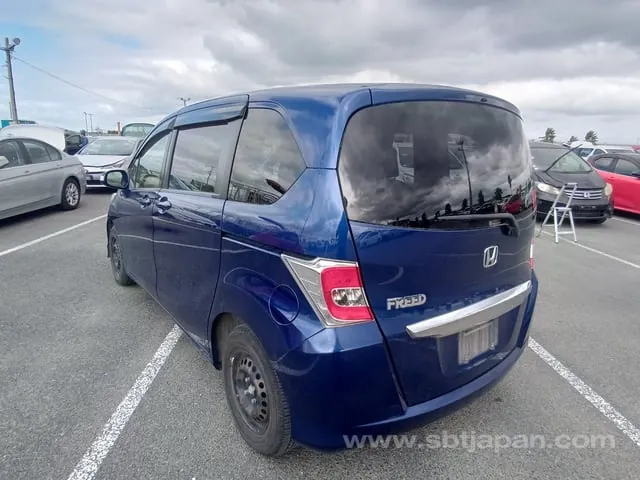 Honda Freed G 2014 photo 3
