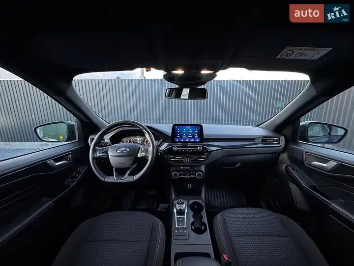 Ford Kuga 2022 photo 3