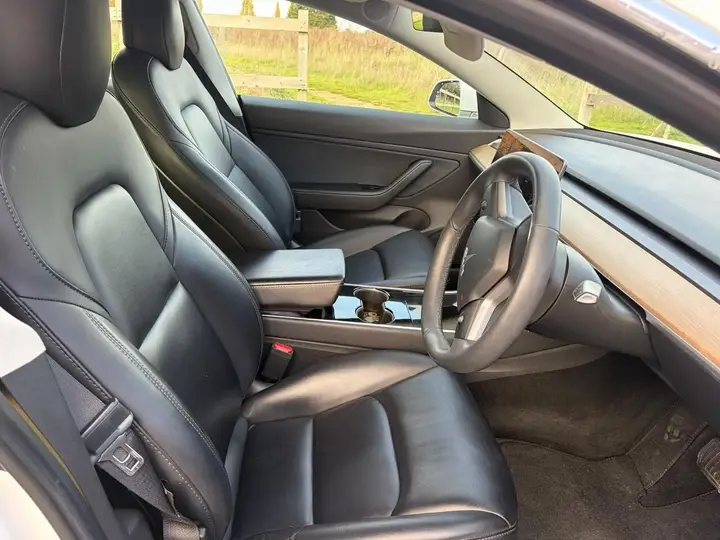 Tesla Model 3 2019 photo 5