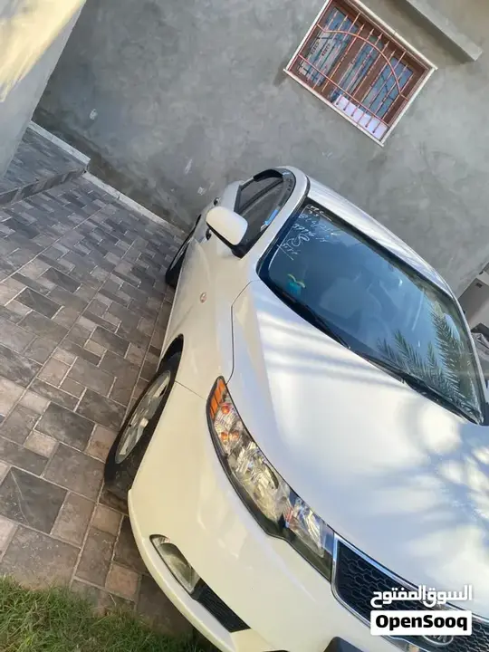 Kia Cerato 2011 photo 3