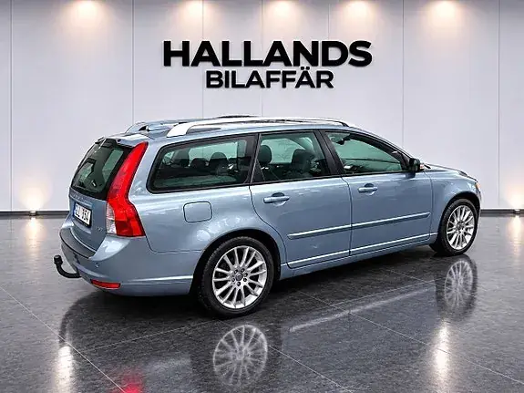 Volvo V50 2008 photo 2