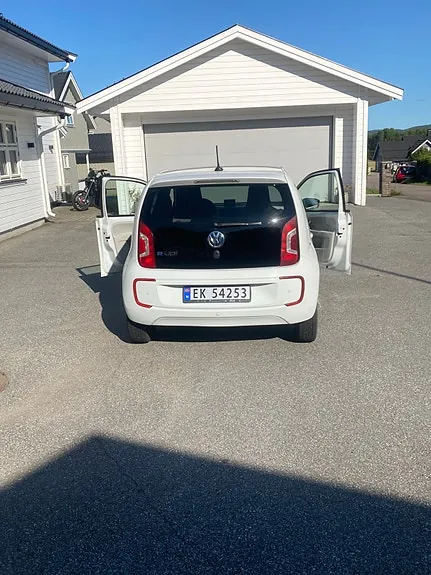 Volkswagen E-Up! 2014 photo 4