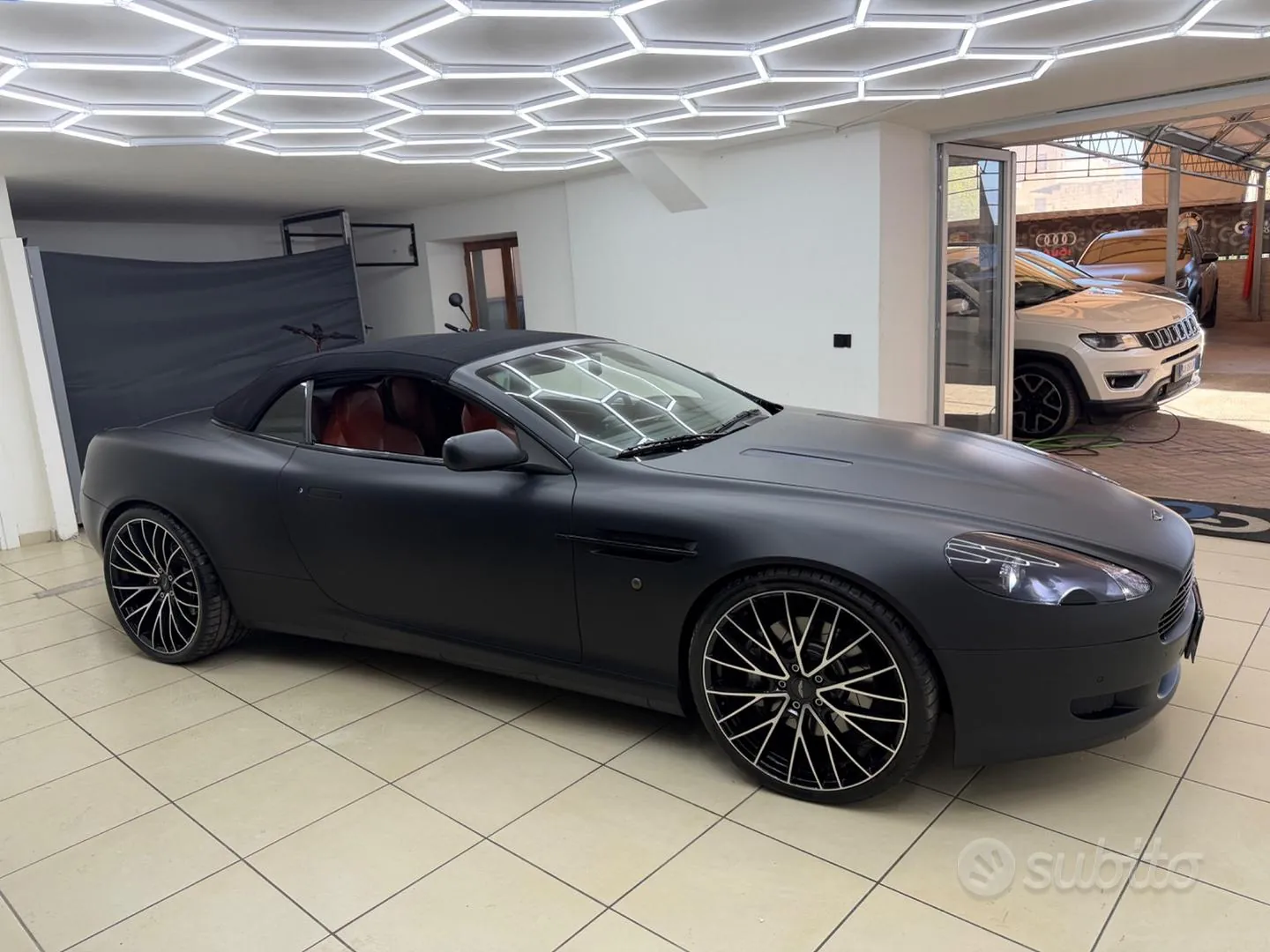Aston Martin Db9 2005 photo 5