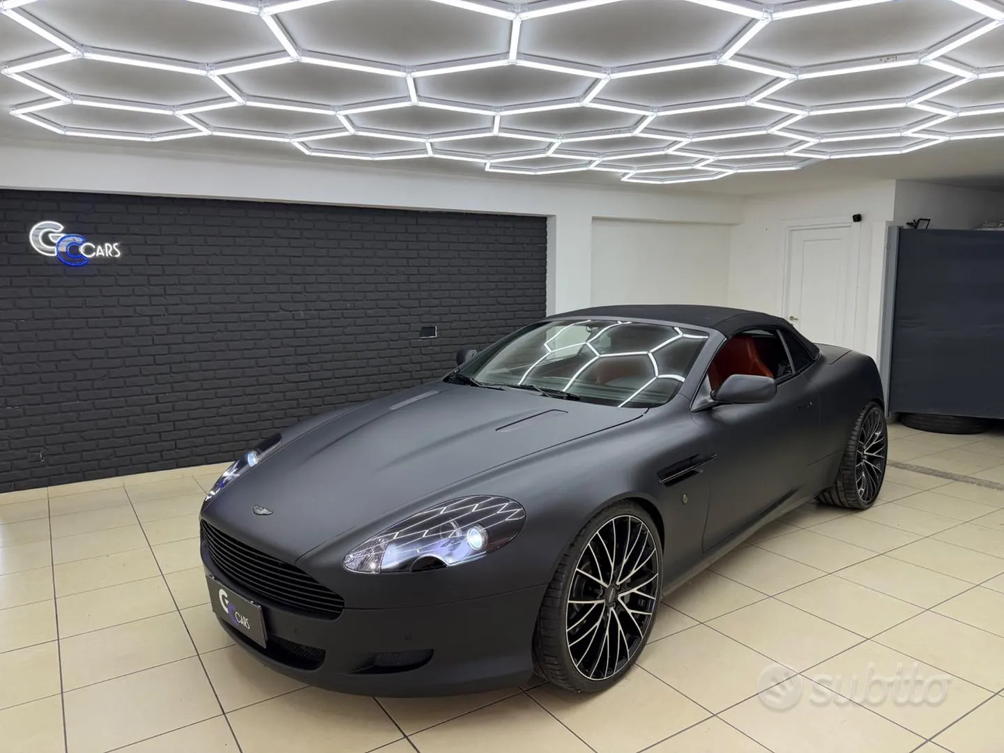 Aston Martin Db9