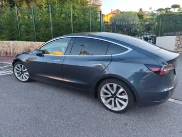 Tesla 3
