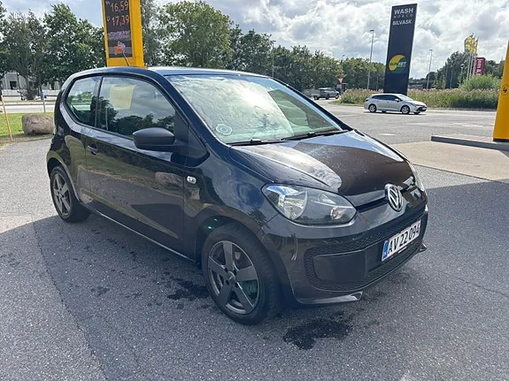 Volkswagen Up 2015 photo 2