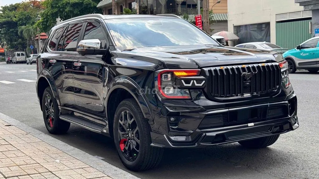 Ford Everest 2025 photo 2