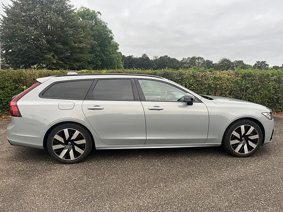 Volvo V90 2024 photo 4