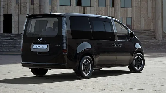 Hyundai Staria 2027 photo 2