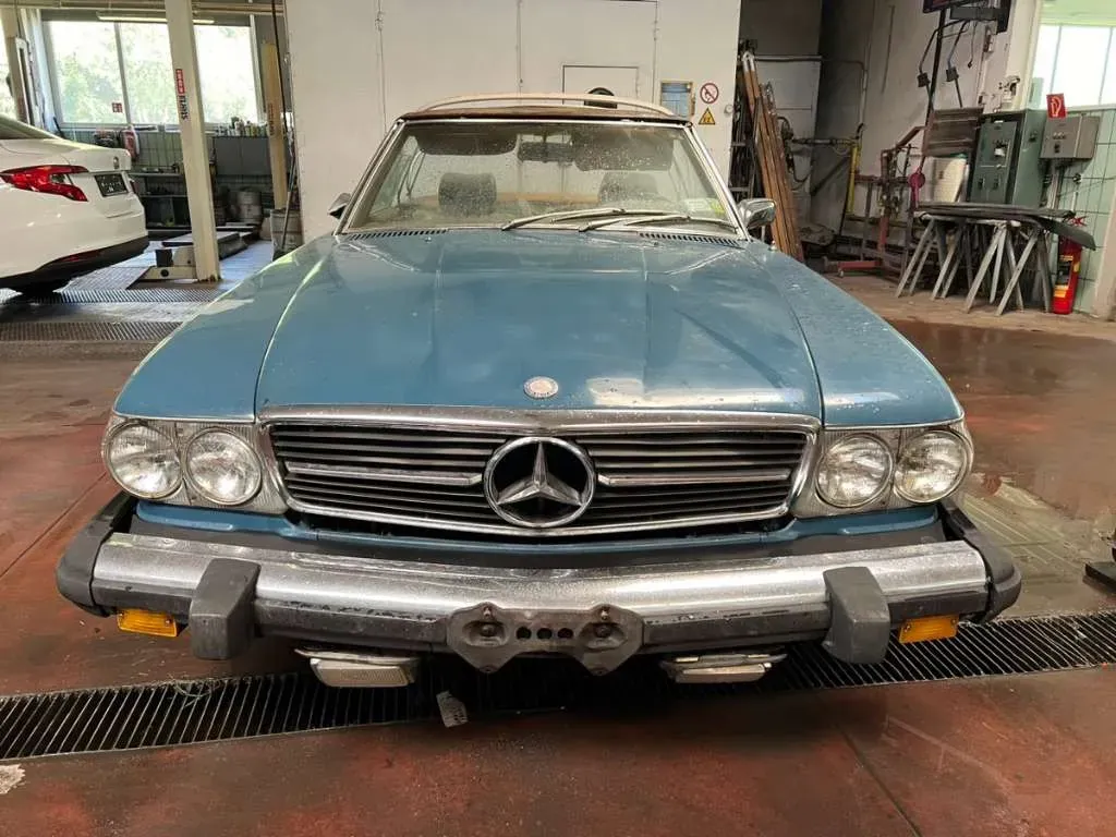 Mercedes-Benz Sl-Class 1974 photo 2