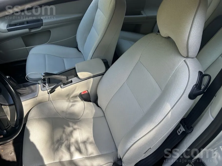 Volvo C30 2011 photo 4