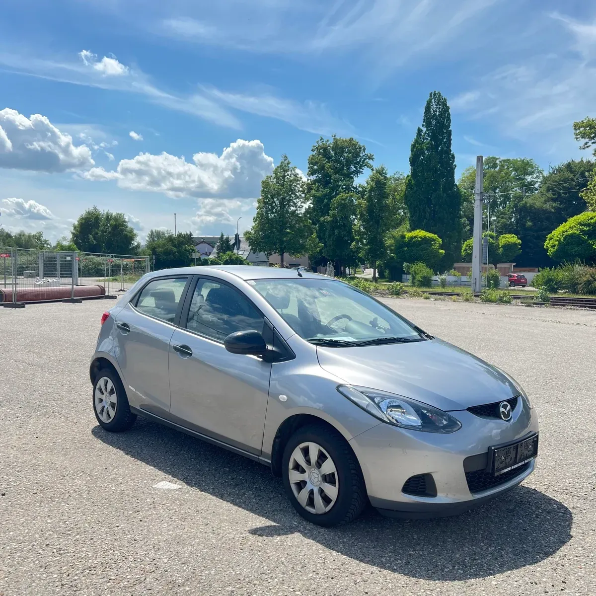 Mazda Mazda2