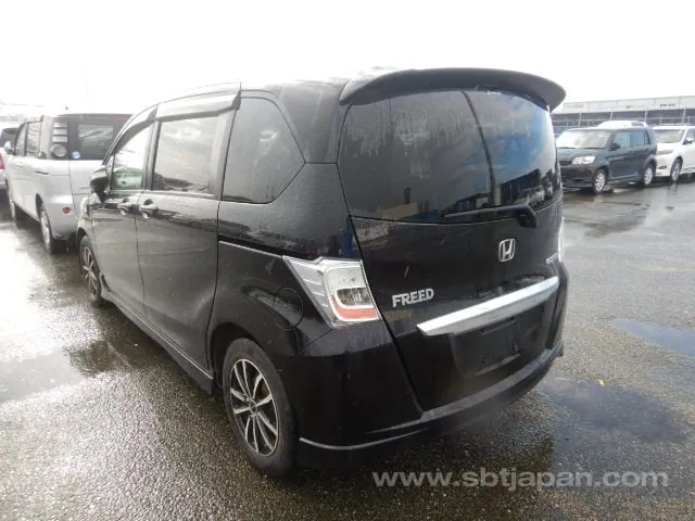 Honda Freed 2011 photo 3