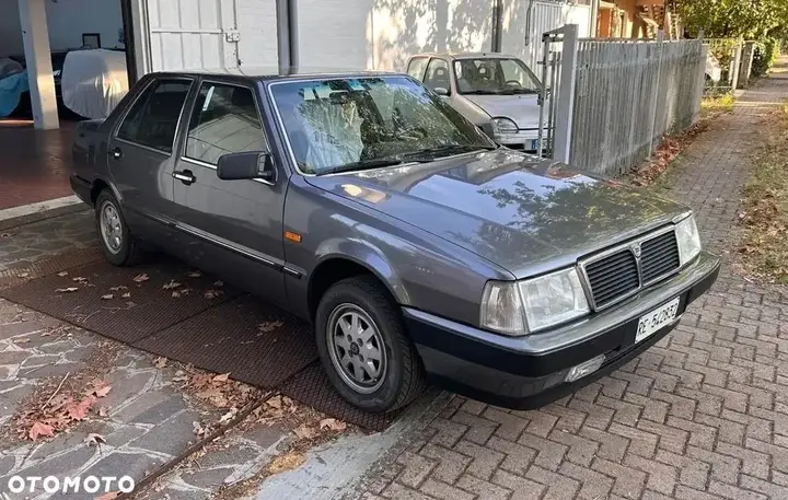 Lancia Thema 1988 photo 2
