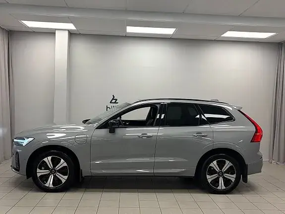 Volvo Xc60 2025 photo 2