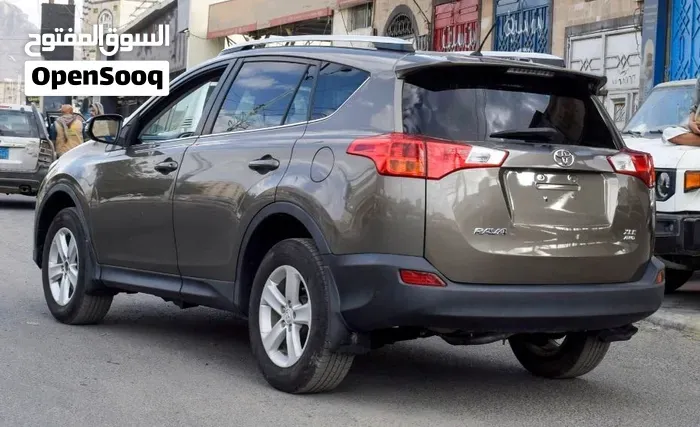 Toyota Rav 4 2013 photo 4