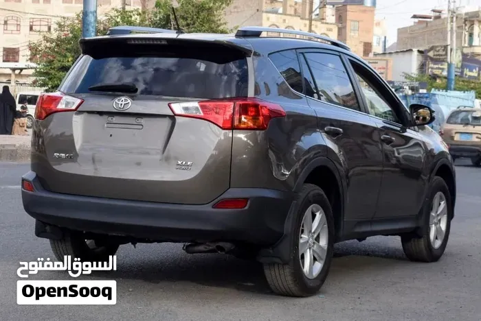 Toyota Rav 4 2013 photo 3