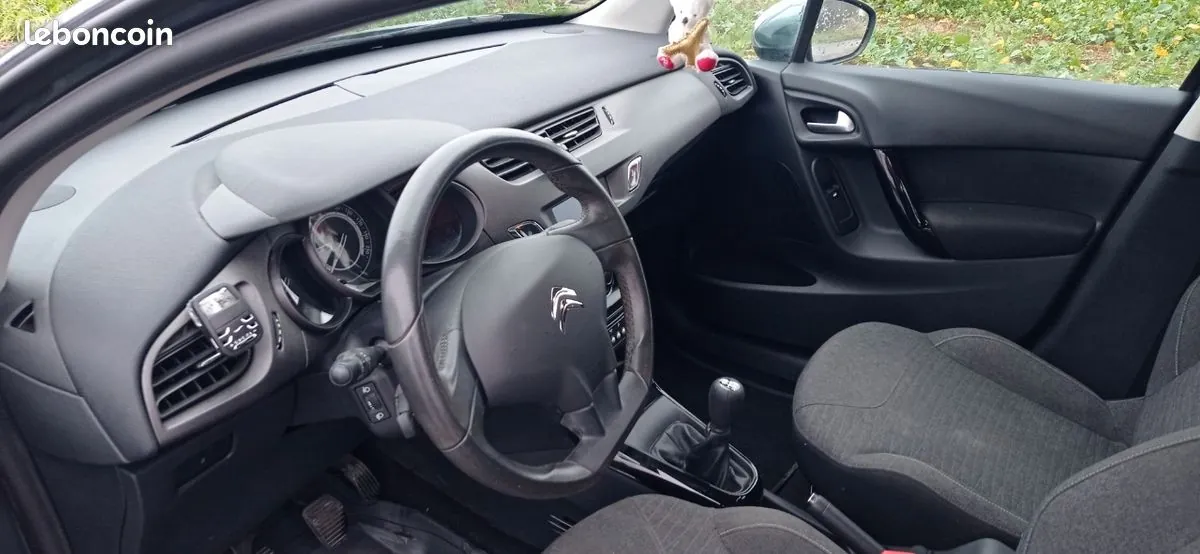 Citroen C3 2015 photo 3