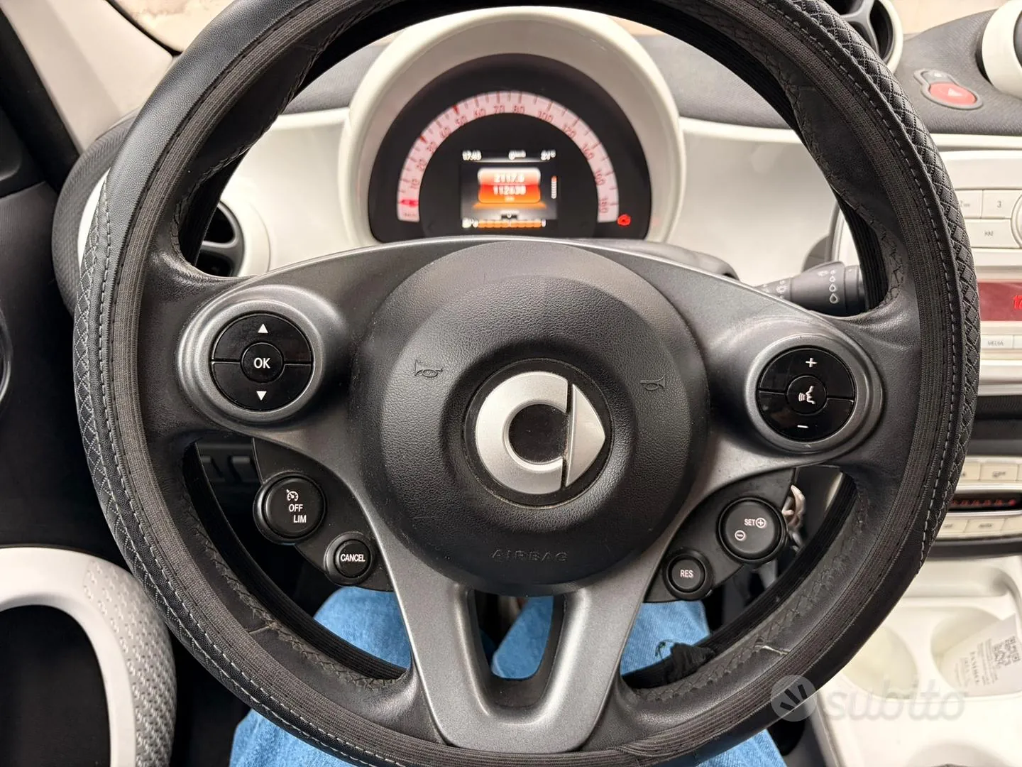Smart Fourfour 2016 photo 2