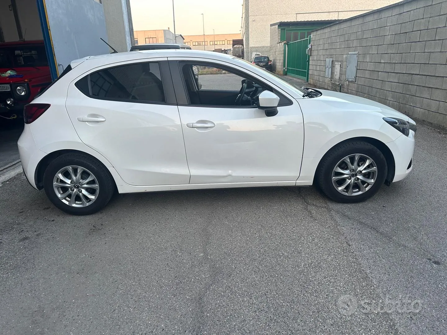 Mazda Mazda2 2017 photo 5