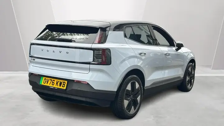 Volvo Ex30 2025 photo 2