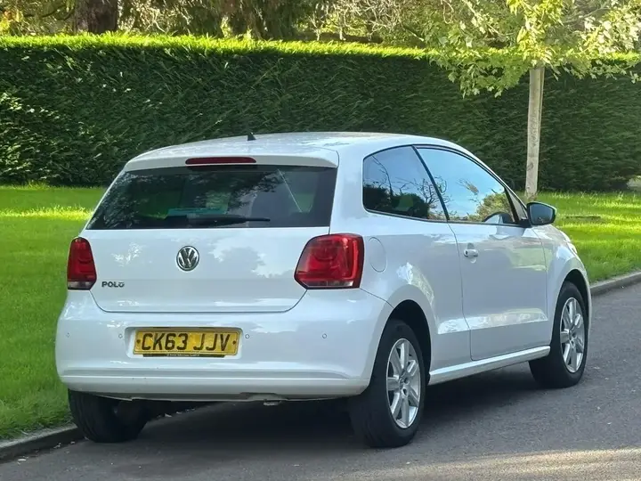 Volkswagen Polo 2013 photo 2