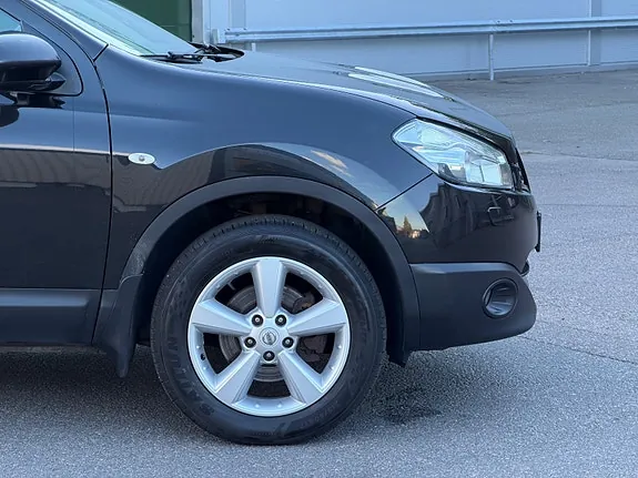Nissan Qashqai 2013 photo 2