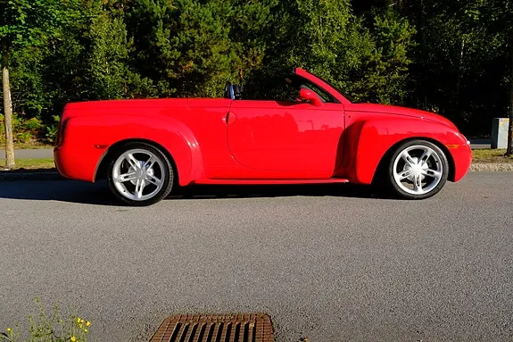Chevrolet Ssr 2004 photo 3