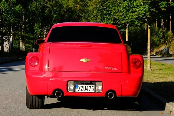Chevrolet Ssr 2004 photo 4