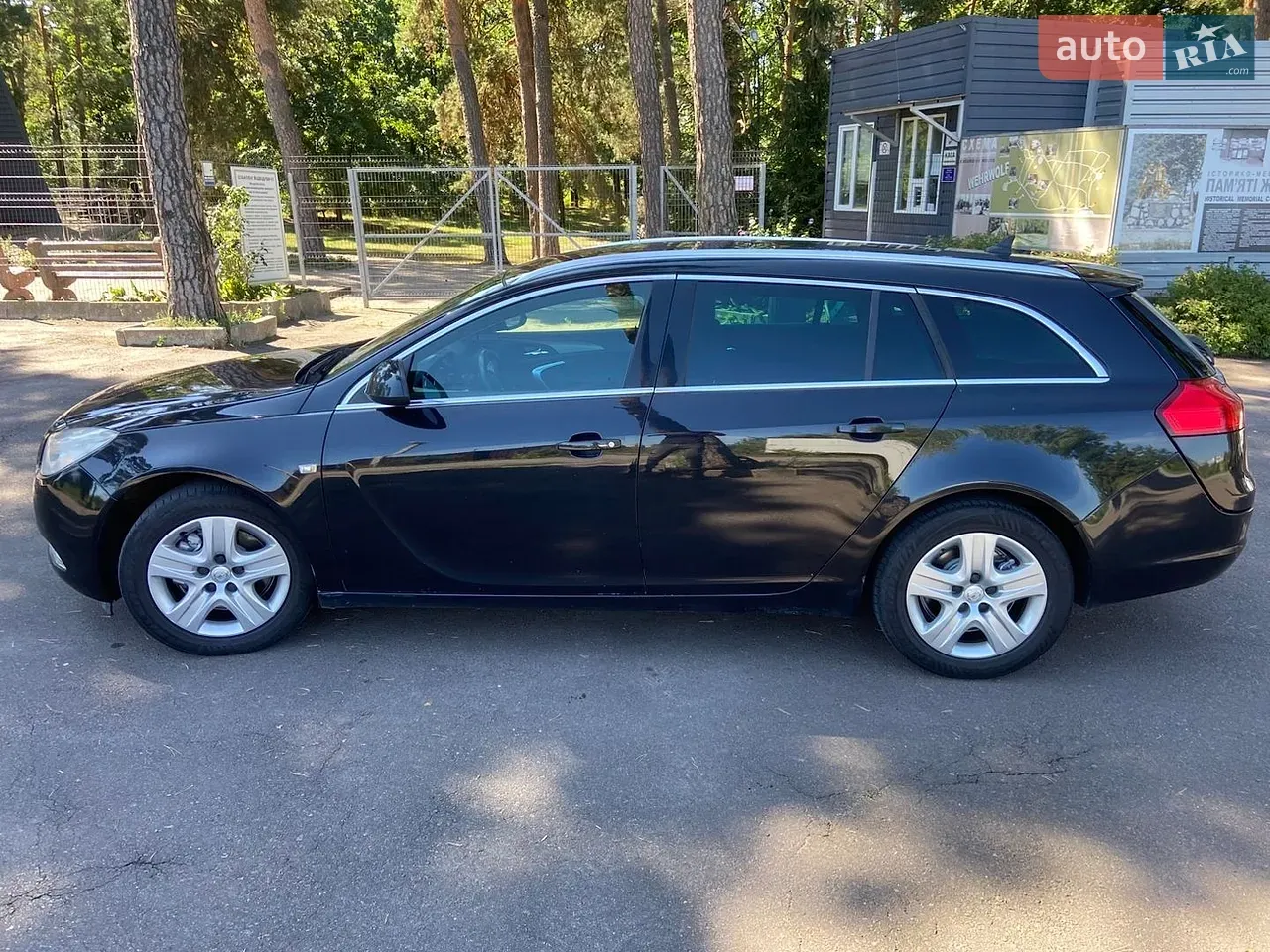 Opel Insignia 2011 photo 2
