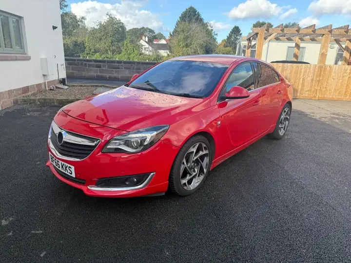 Vauxhall Insignia 2016 photo 3