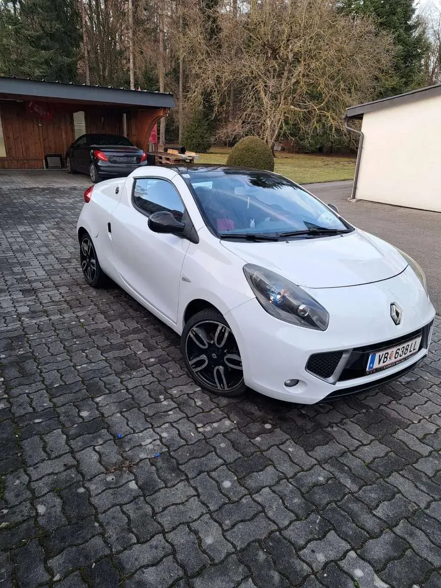 Renault Wind 2011 photo 3