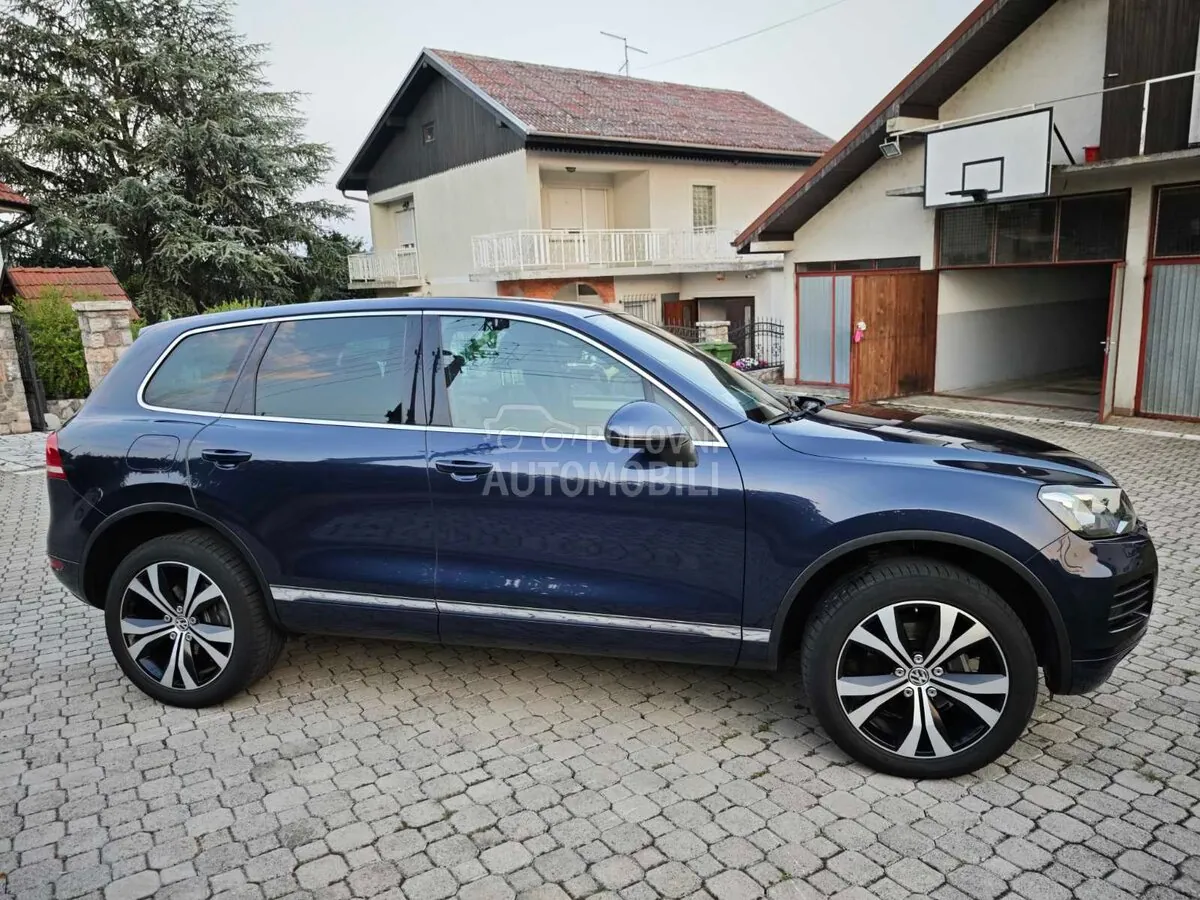 Volkswagen Touareg 2012 photo 4